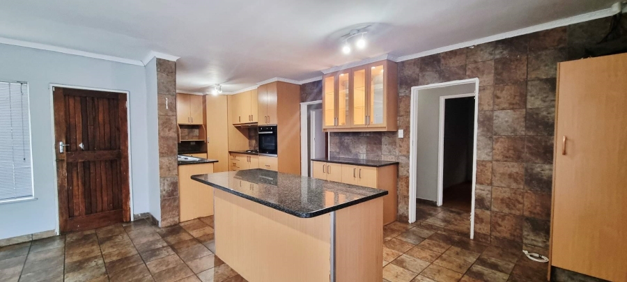 5 Bedroom Property for Sale in Bayswater Free State